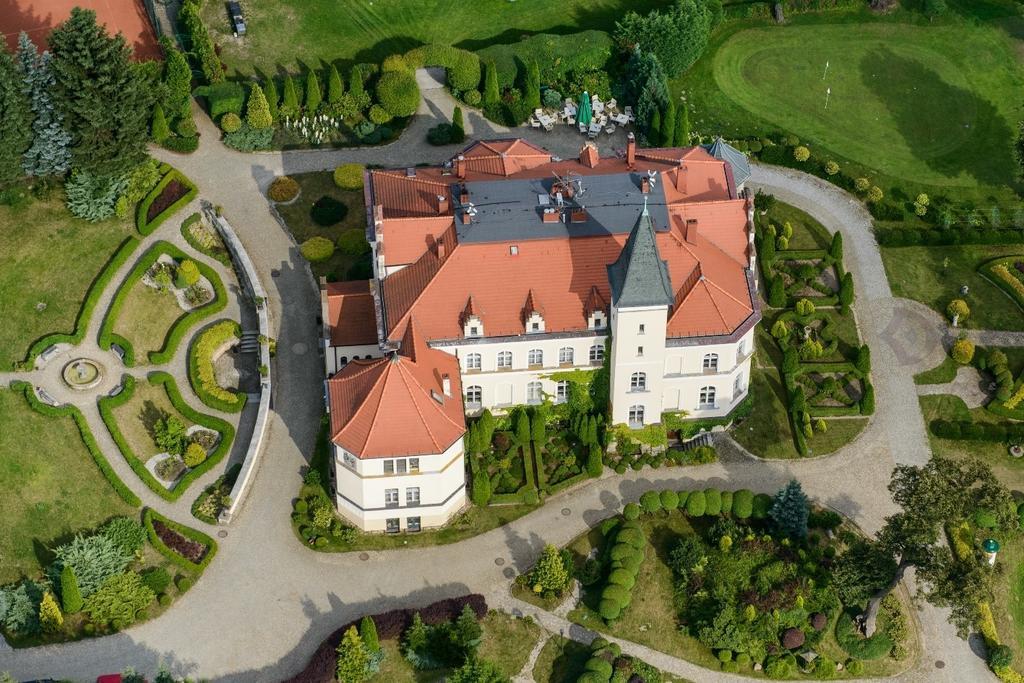Palac Brzezno Spa & Golf Oborniki Slaskie Luaran gambar