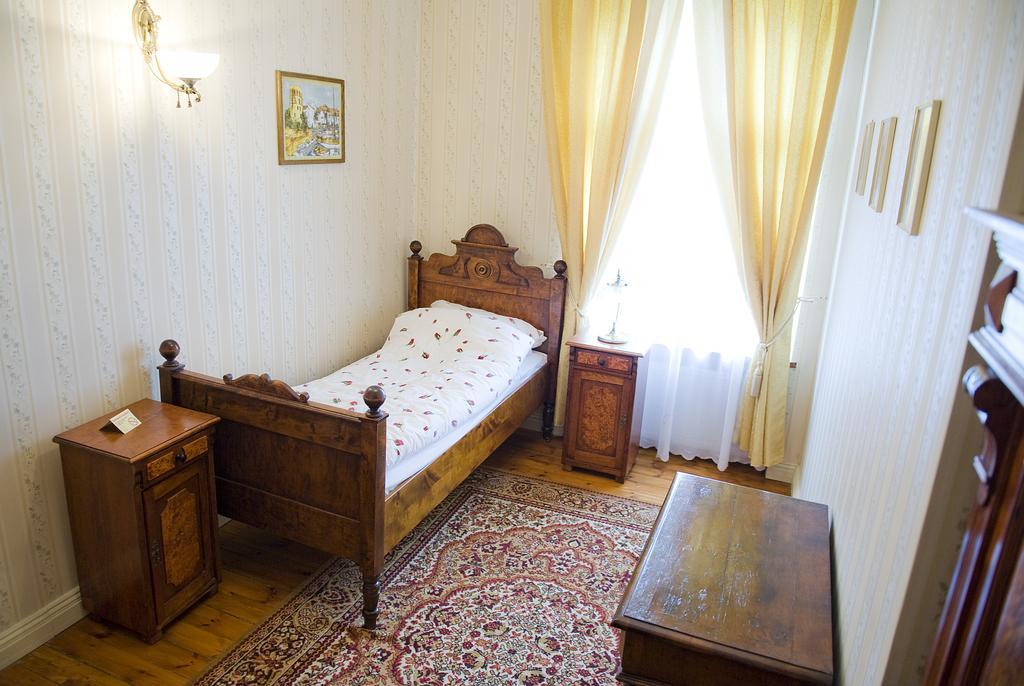 Palac Brzezno Spa & Golf Oborniki Slaskie Bilik gambar