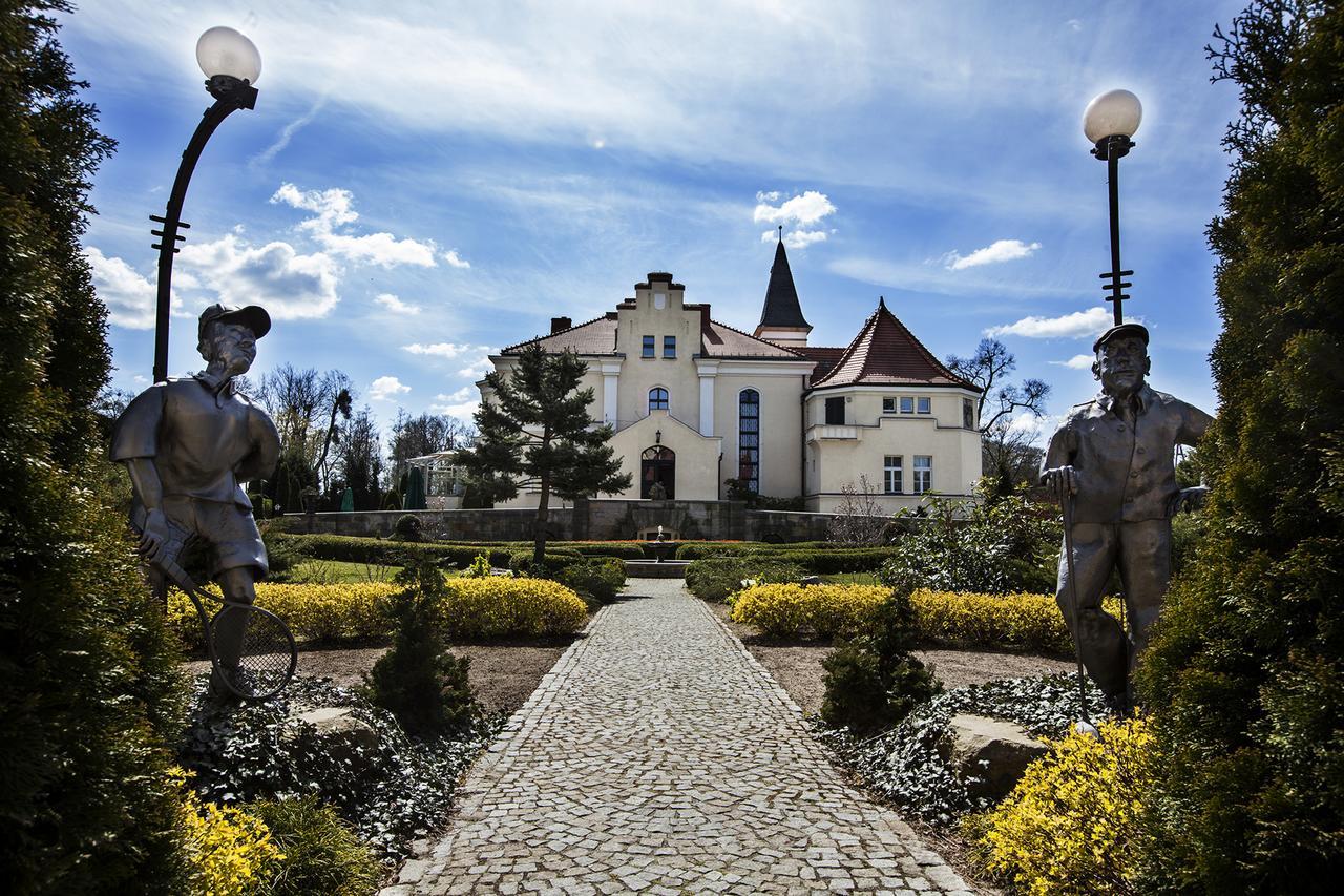 Palac Brzezno Spa & Golf Oborniki Slaskie Luaran gambar